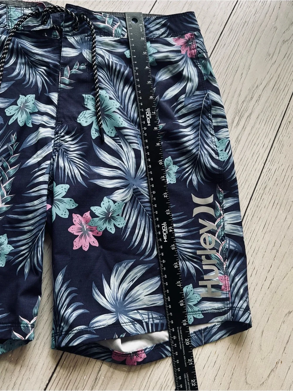 Hurley board shorts